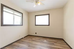 1687 Delia Ave, Akron, OH 44320 - Photo 16