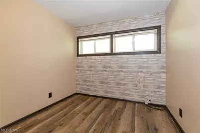 1687 Delia Avenue, Akron, OH 44320 - Photo 22