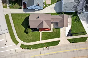 401 E 288th St, Willowick, OH 44095 - Photo 34