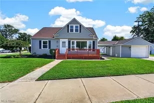 401 E 288th St, Willowick, OH 44095 - Photo 2