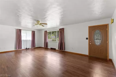 301 Alpine Drive, Toronto, OH 43964 - Photo 4