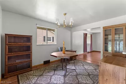 301 Alpine Drive, Toronto, OH 43964 - Photo 8