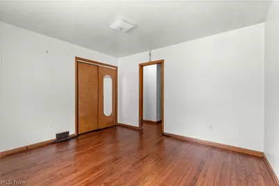 301 Alpine Drive, Toronto, OH 43964 - Photo 24