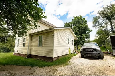 3438 Columbus Road NE, Canton, OH 44705 - Photo 4