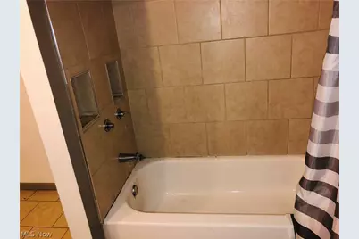 571 East Avenue, Akron, OH 44320 - Photo 8