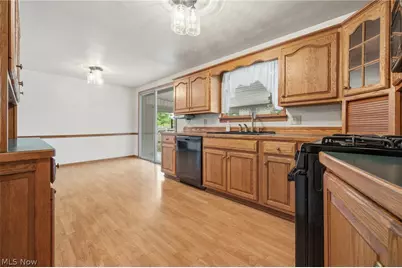 3140 Rusty Avenue SW, Canton, OH 44706 - Photo 8