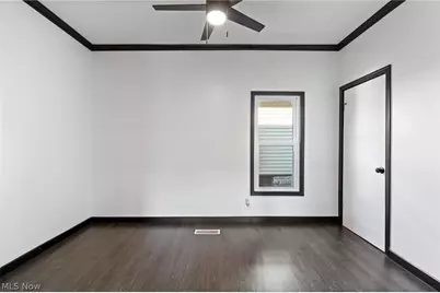 103 W Miller Avenue, Akron, OH 44301 - Photo 14