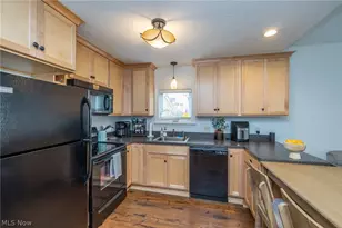 2584 W 11th St, Loveland, OH 44113 - Photo 30