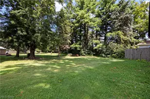 6167 Lake Ave, Elyria, OH 44035 - Photo 28
