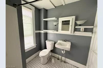 85 S Cleveland Avenue, Mogadore, OH 44260 - Photo 38