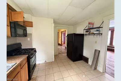 85 S Cleveland Avenue, Mogadore, OH 44260 - Photo 22