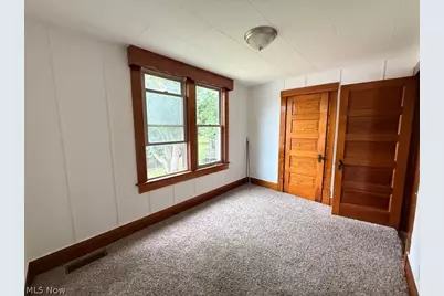85 S Cleveland Avenue, Mogadore, OH 44260 - Photo 36