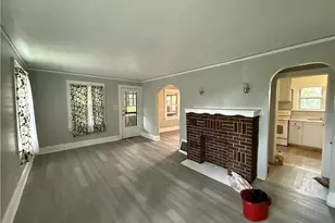 1366 Superior Ave, Akron, OH 44307 - Photo 4