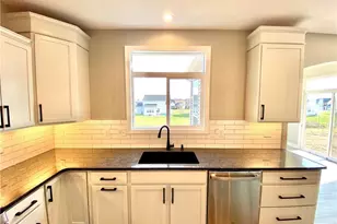 3450 Wicker St NE, Uniontown, OH 44721 - Photo 4