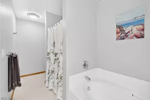 32079 Country Club Dr, Avon Lake, OH 44012 - Photo 24