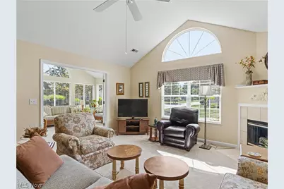 664 Crossings Circle, Tallmadge, OH 44278 - Photo 6