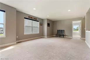 5585 Shadow Ridge Cir NW, North Canton, OH 44720 - Photo 22