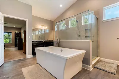 5585 Shadow Ridge Circle NW, North Canton, OH 44720 - Photo 18