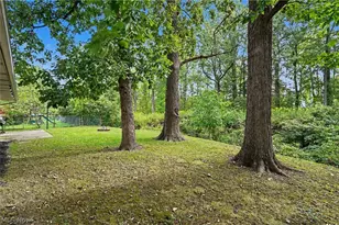 839 Sheffield Rd, Sheffield Lake, OH 44054 - Photo 26