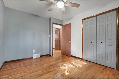 839 Sheffield Road, Sheffield Lake, OH 44054 - Photo 14
