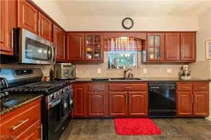 17669 Edwards Rd, Doylestown, OH 44230 - Photo 10