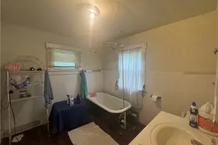 1316 St Elmo Ave NE, Canton, OH 44705 - Photo 6