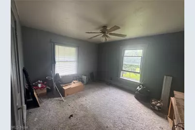 1316 Saint Elmo Avenue NE, Canton, OH 44705 - Photo 10