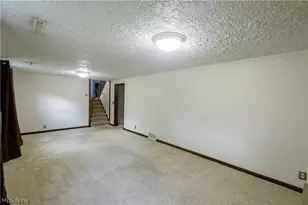 1416 Dunkeith Dr NW, Canton, OH 44708 - Photo 36
