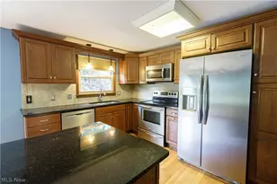 1416 Dunkeith Dr NW, Canton, OH 44708 - Photo 6