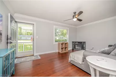 18018 Hillcrest Drive, Lake Milton, OH 44429 - Photo 14