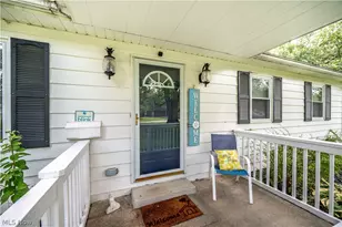 18018 Hillcrest Dr, Lake Milton, OH 44429 - Photo 4