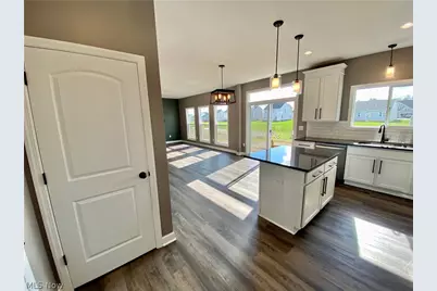 3462 Wicker Street NE, Canton, OH 44721 - Photo 4