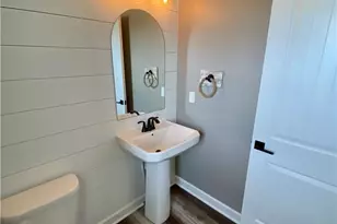 3462 Wicker St NE, Canton, OH 44721 - Photo 8