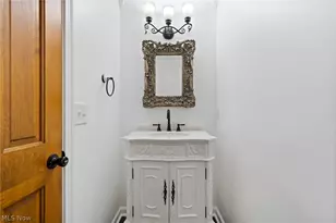 6955 Salerno St NW, Canton, OH 44718 - Photo 22
