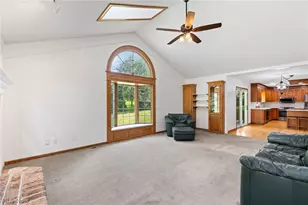 6955 Salerno St NW, Canton, OH 44718 - Photo 8