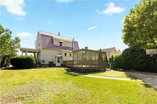 1217 Broad Ave NW, Canton, OH 44708 - Photo 22