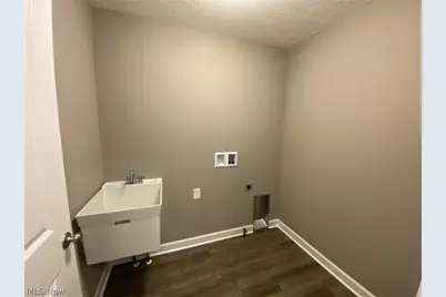 3476 Wicker Street NE, Canton, OH 44721 - Photo 20