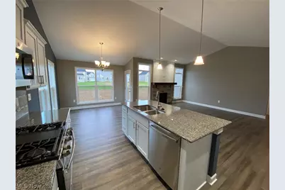 3476 Wicker Street NE, Canton, OH 44721 - Photo 12