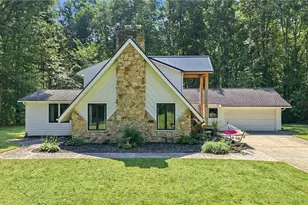 14831 Robinson Rd, Newton Falls, OH 44444 - Photo 2