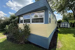 310 Gulf Stream Ln SE, New Philadelphia, OH 44663 - Photo 2