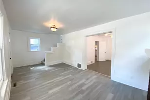 576 Kling St, Akron, OH 44311 - Photo 8