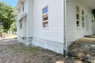 576 Kling St, Akron, OH 44311 - Photo 40