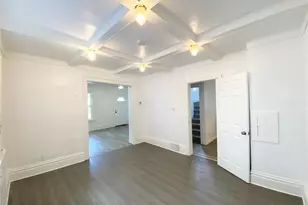 576 Kling St, Akron, OH 44311 - Photo 10