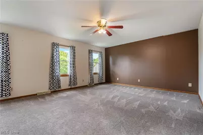 7284 Sugarwood Road NE, Canton, OH 44721 - Photo 30
