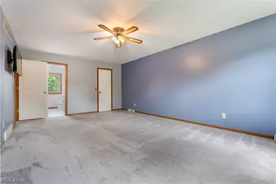 7284 Sugarwood Road NE, Canton, OH 44721 - Photo 24