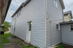 1019 Commerce St, Wellsville, OH 43968 - Photo 4