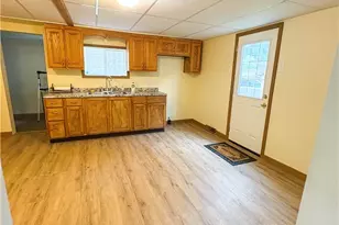 1019 Commerce St, Wellsville, OH 43968 - Photo 6