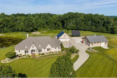 7067 Akron Avenue NW, Canal Fulton, OH 44614 - Photo 2