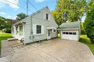 251 Bonnieview Ave, Alliance, OH 44601 - Photo 30