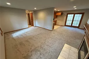 530 Oakdale Dr, Dover, OH 44622 - Photo 6